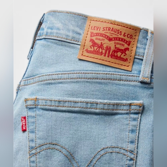 Levi's Light Blue Cropped Distressed Jeans - Picture 3 of 5